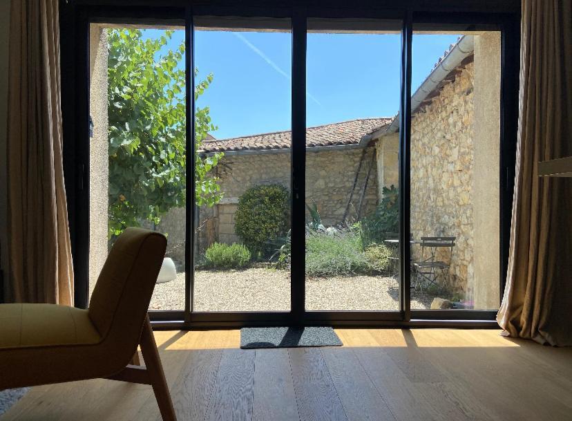 Le Clos Du Mesnil, Logement Totalement Independant Le Tourne Luaran gambar